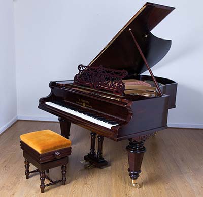 Upright piano from Ilford to Woodford