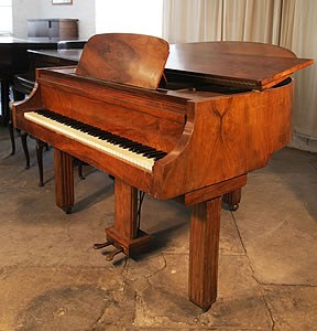 Baby Grand piano from Cradley to Powys